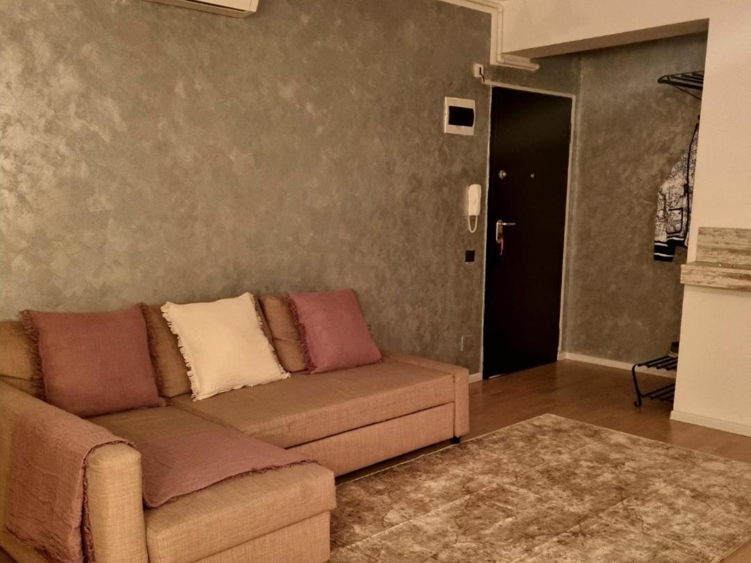 Park Residence 5, 2 Bedroom Apartment Bucharest Luaran gambar